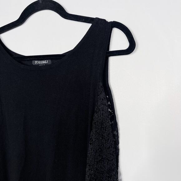Roz & Ali Medium M Black Cold Shoulder Knit Top Round Neck 3/4 Lace Sleeves - Picture 3 of 8